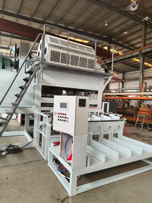 Ελεγχόμενη από PLC αυτόματη μηχανή κατασκευής δίσκου αυγών 5000-6000pcs/ώρα Επαναχρησιμοποιημένη γραμμή παραγωγής χάλυβα χαρτιού